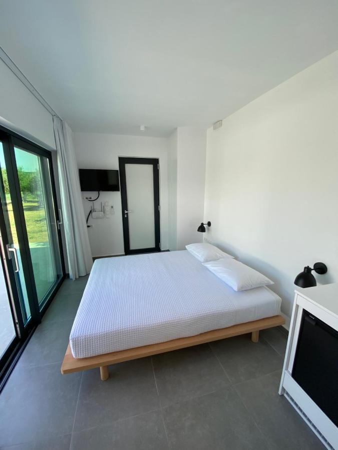 Lefko Apartments Tavronítisz Kültér fotó